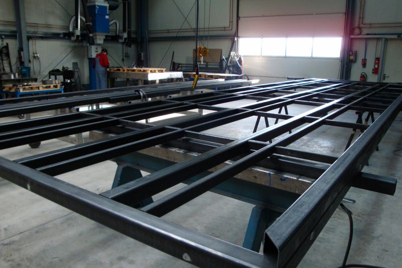 GLA-WEL | Stahlbearbeitung von Rahmen und Brücken