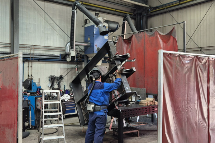 Komplette Stahlbearbeitung für Industriekunden