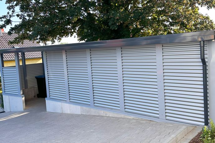 Ein Fahrradunterstand wie ein Car Port