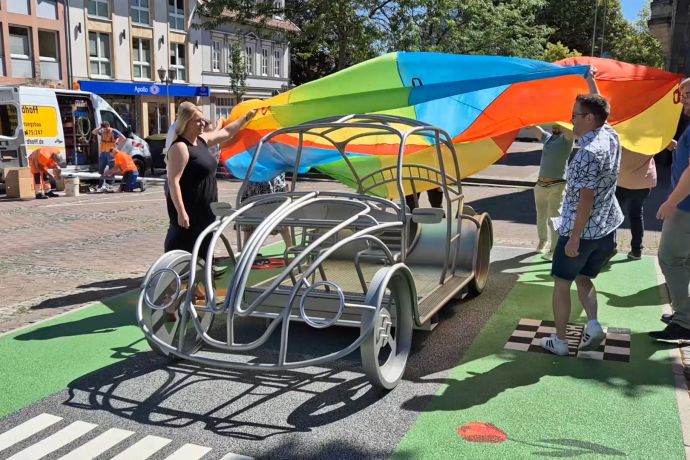 Flotter Käfer! GLA-WEL GmbH baut Kletter-Auto aus Edelstahl