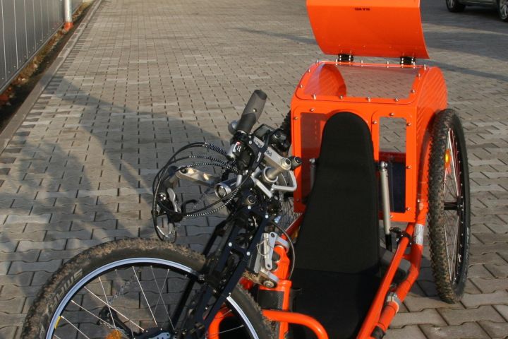 GLA-WEL | Fahrradhundeboxen