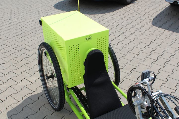 GLA-WEL | Fahrradhundeboxen