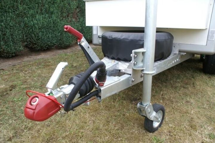 Reserverad auf Stahlfelge