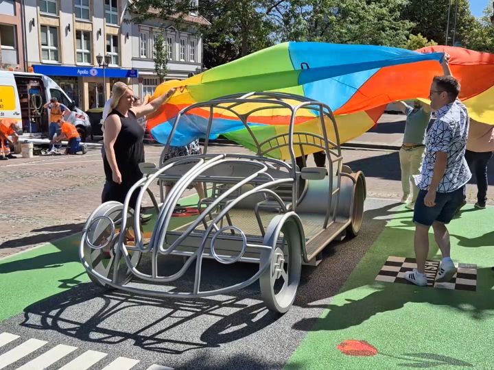 Flotter Käfer! GLA-WEL GmbH baut Kletter-Auto aus Edelstahl