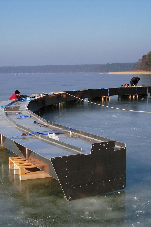 GLA-WEL | Montage, Beispiel Schwimmerpontons für Seelabor