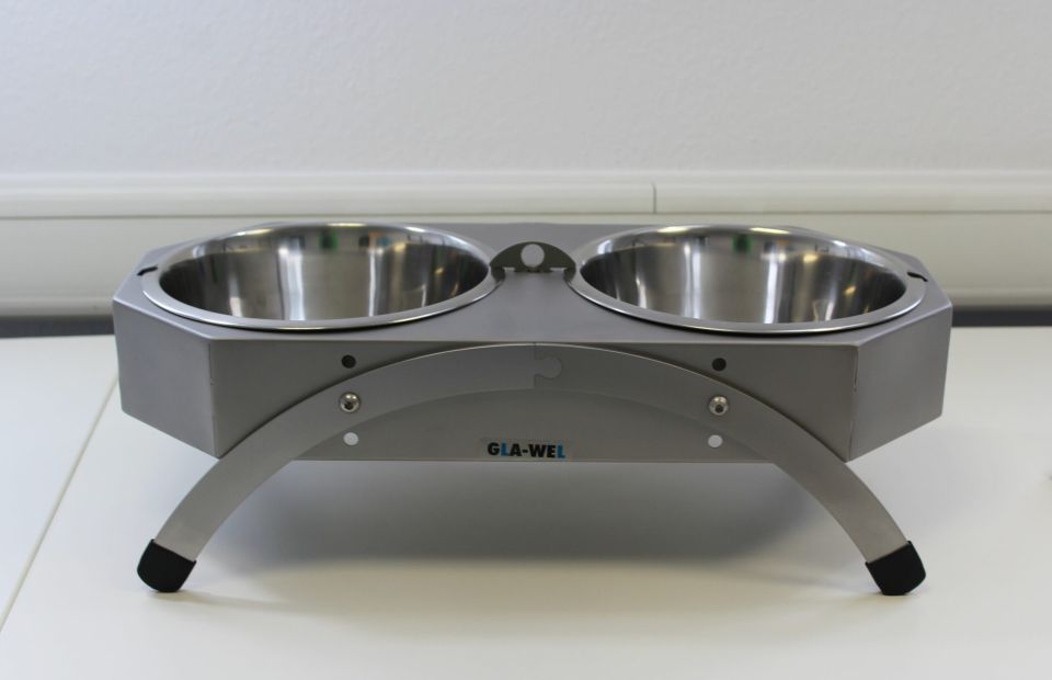 Hundenäpfe & Napfhalter aus Edelstahl